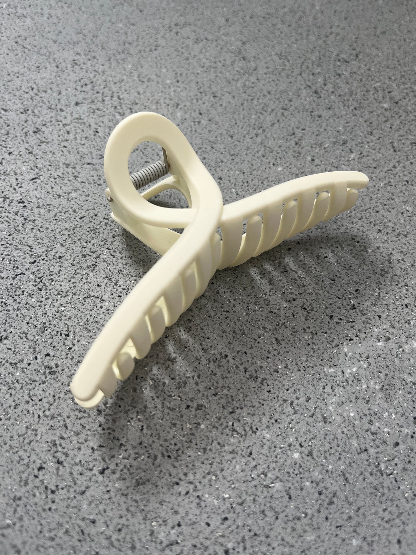 Loop Claw Clip