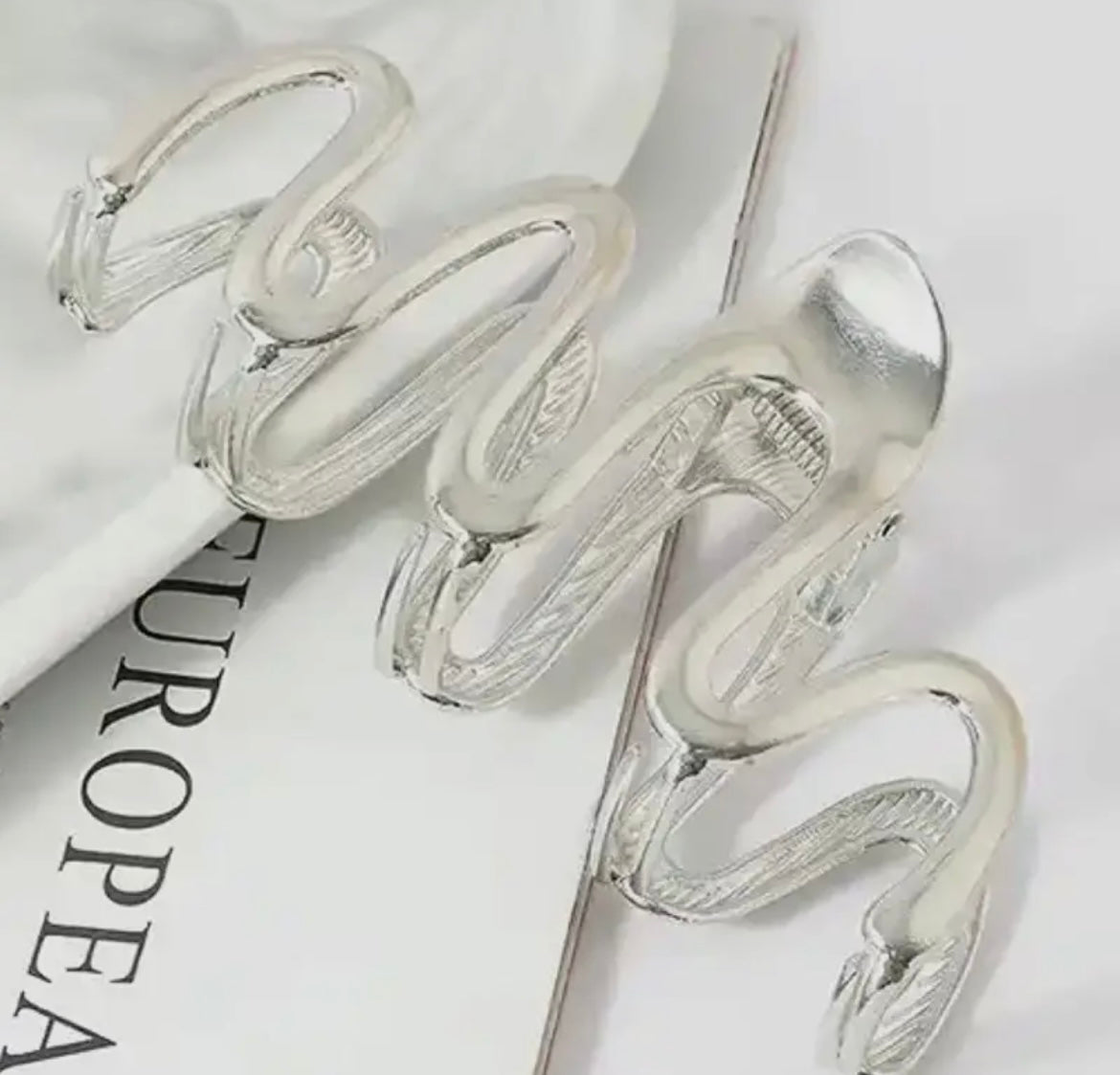 Squiggle Claw Clip